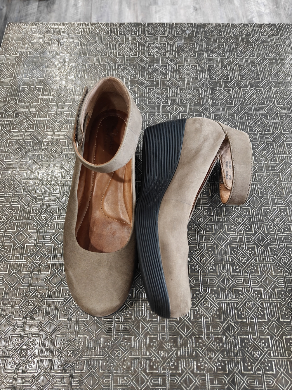 Clarks Claribel Fame Taupe Mary Jane Wedge Size 7.5